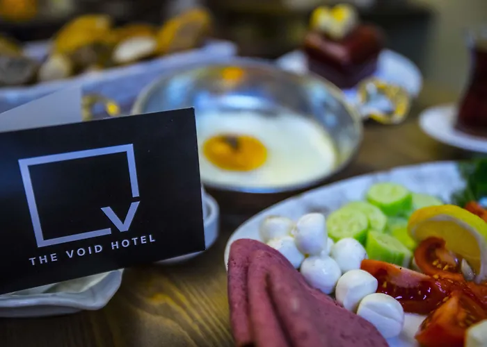 ホテル The Void