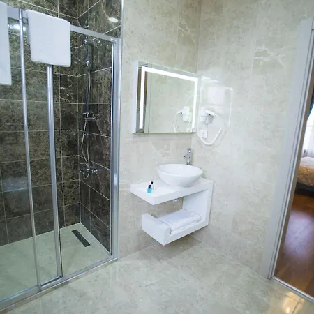 The Void 3* Istanbul