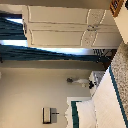 Hotel The Void 3*